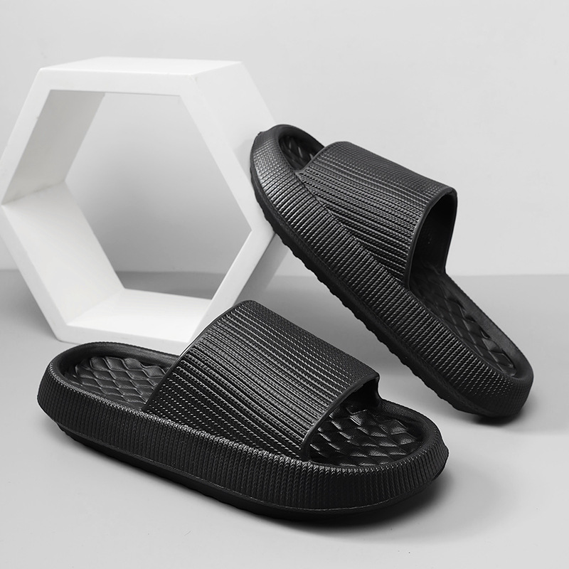 2026 New Summer Home Large-Size Eva Slippers with a Stepping-On-Clouds Feel, Men's Height-Increasing Thick-Soled Slippers, Women's Bathroom Slippers