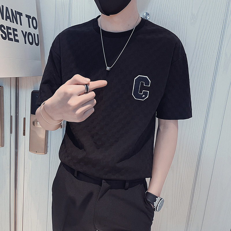 Maglietta estiva da uomo con base, vestibilità corta slim, mezza manica in maglia a quadretti, lettera Instagram del marchio di tendenza, maglietta girocollo_voghion.com