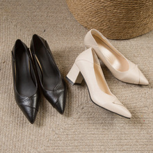 高跟女鞋2025年新款春秋粗跟软皮鞋百搭仙女风气质不累脚尖头单鞋