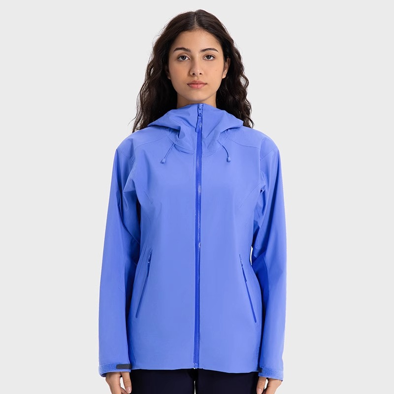 Otoño y invierno nuevo traje de asalto al aire libre con capuz impermeable a prueba de viento pesca al aire libre caminata traje de montaña abrigo de moda casual