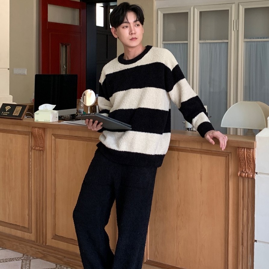 1090 Half-Velvet Men's Home Wear Winter New Soft Fleece-Lined Thickeneded Warm Pajamas That Can Be Worn Outside Large Sizes