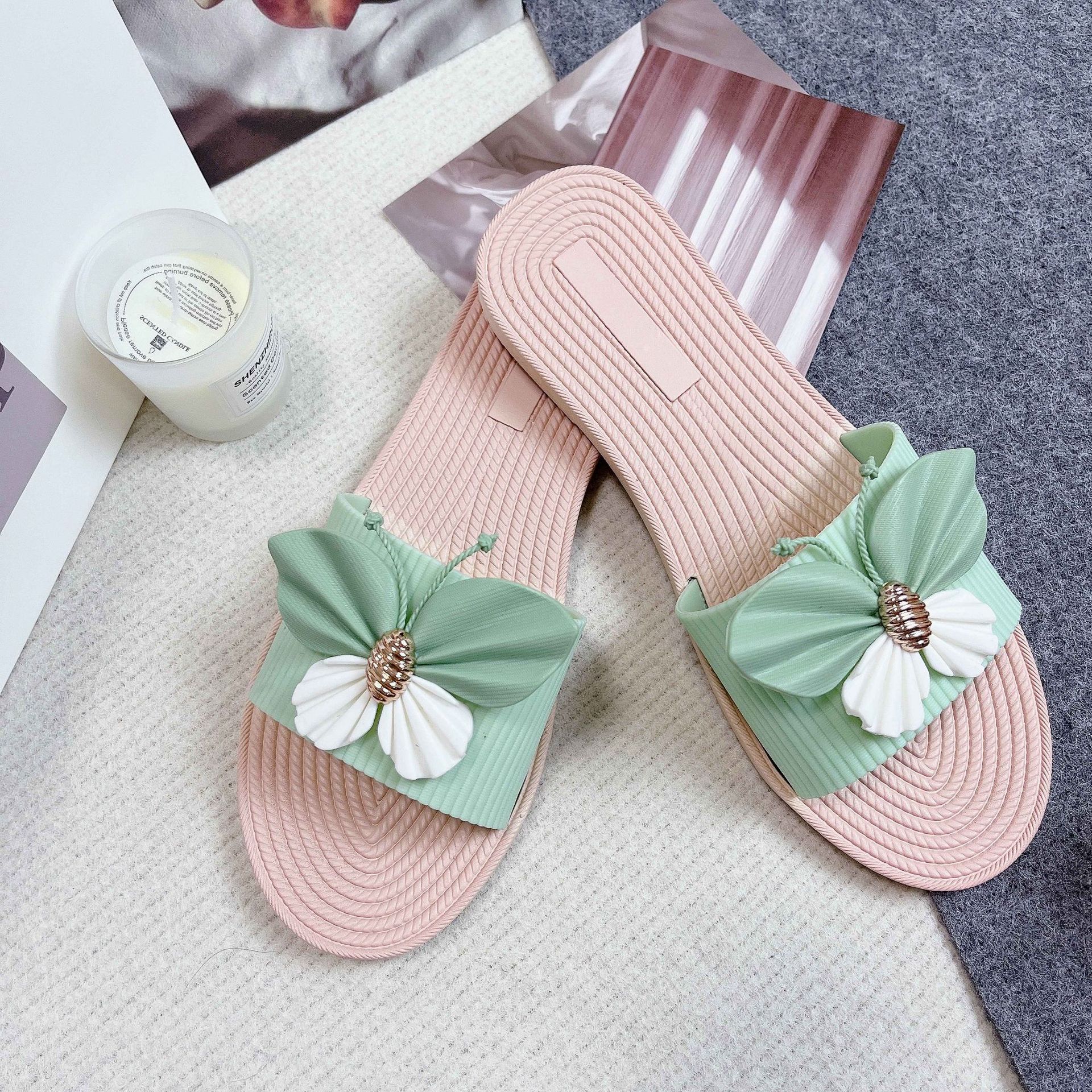 2023 verano nuevo brillante rhinestone Flip Flop de las mujeres de alto grado flip-flop zapatos de las mujeres de moda perezoso fresco al por mayor