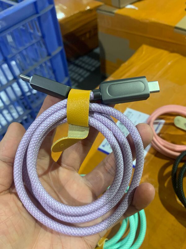 デジタルデータケーブルtypec四合一シリカゲルPD速充線一モップ四usbアンドロイド携帯電話充電線卸売り|undefined