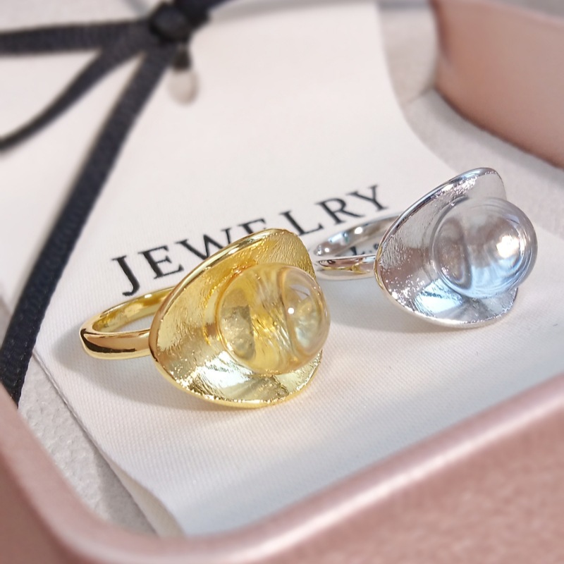 Gilt small ingot treasure bowl ring with a shiny surface, new Chinese-style metal ring with unique craftsmanship and elegant design
