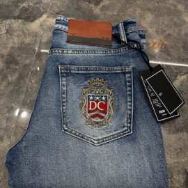 欧货潮牌牛仔裤男 DG皇冠刺绣重工水洗磨破复古做旧牛仔裤男DG623
