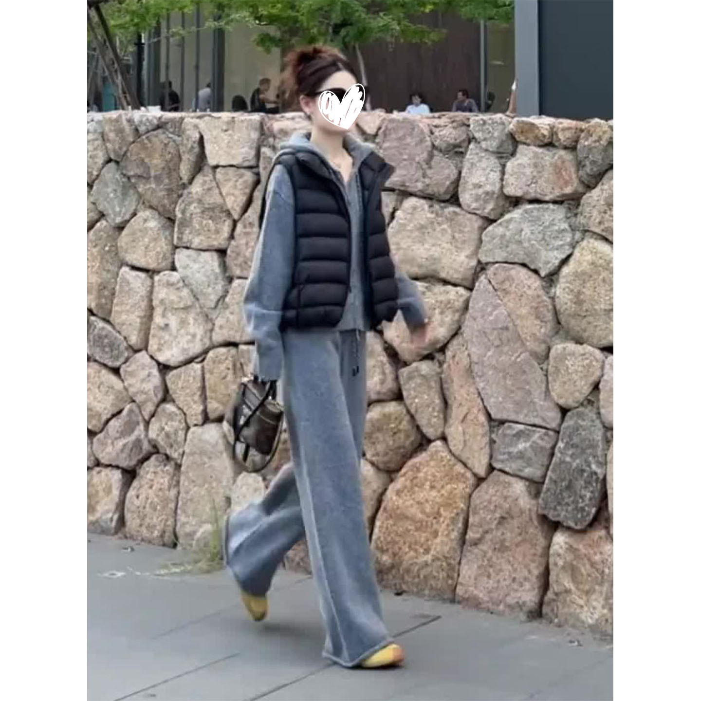 Unique New Design Stand Collar Sleeveless Vest White Duck down Women's Short down Jacket Warm Versatile Top