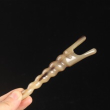 ���lţ�ǹ���ǹ��cѨ��ߦ�����Ħ�������ͨ��