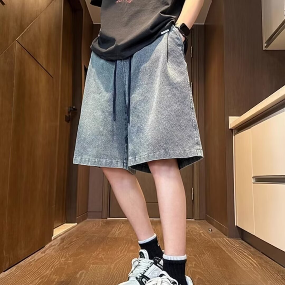 Pantalones casuales cortos de mezclilla de moda lavados, pantalones delgados de verano para hombres, pantalones deportivos rectos de todo fósforo de la calle americana, pantalones de cinco puntos