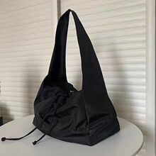 女性用バッグ 2025 新しいスタイル大容量ショルダークロスボディバッグ気質脇の下バッグ学生韓国語版