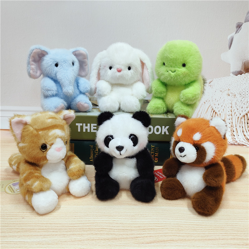 Descomprima la bolsa de frijoles del tesoro en la palma de la mano, muñeca pequeña, mesa con panda, peluche, muñeca de mapache suave, juguete para niños