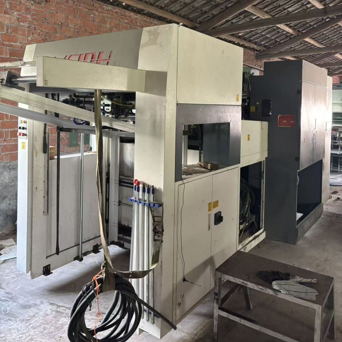 仓库现货 二手自动压痕机 二手全自动烫金模切机 手动烫金机