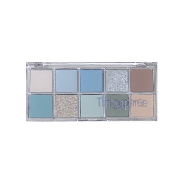 Matte blue eyeshadow palette