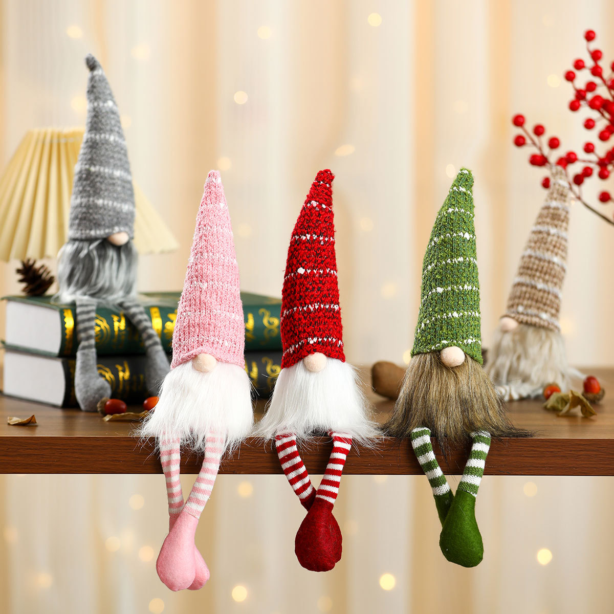 Muñeca de Navidad sentada adornos pequeños regalos sombrero de punto rayado Rudolph muñeca de piernas largas decoración para el hogar