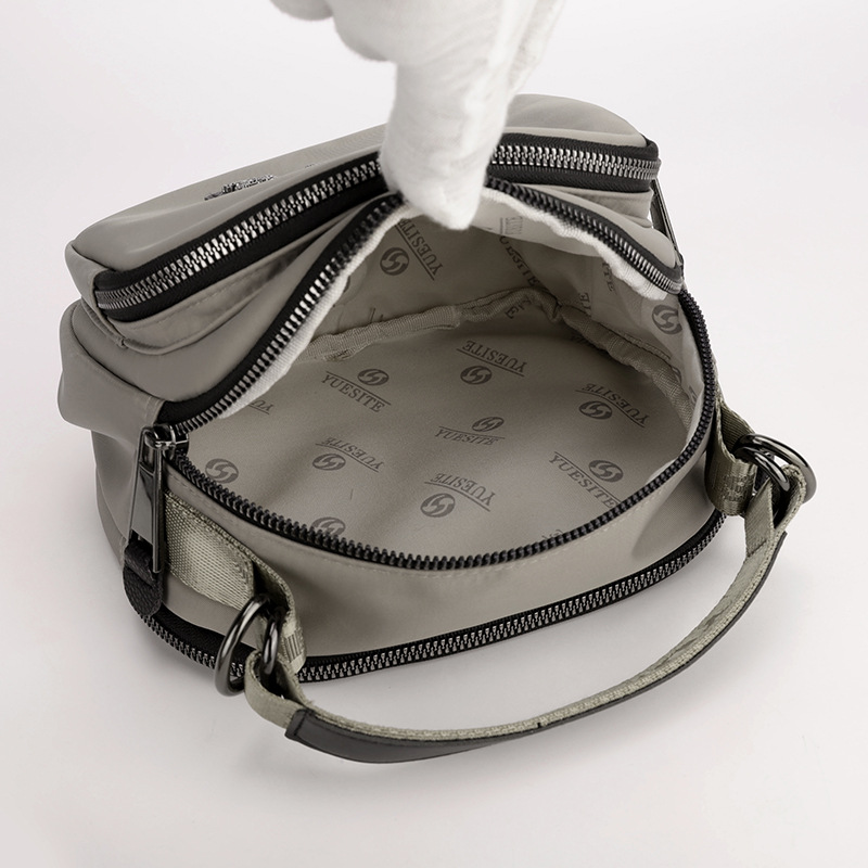 Yuet Retro Fashion Lightweight Crossbody Bag 2024 Autumn and Winter New Simple All-match Nylon Cloth Bag Women's Shoulder Bag
