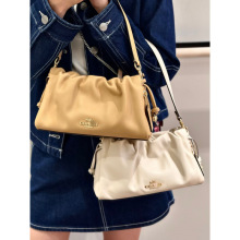 ��c���¿�Faye녶�Ů���μ�Ҹ�´������ް���Ӱ�б�����ᷨ����