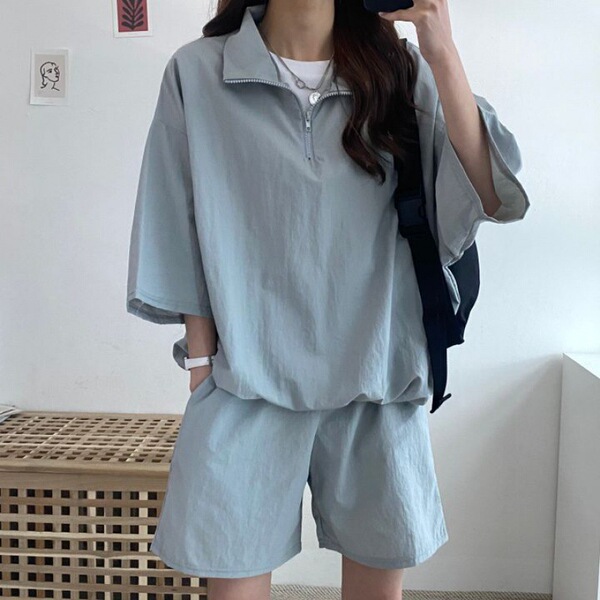 Shorts with zipper