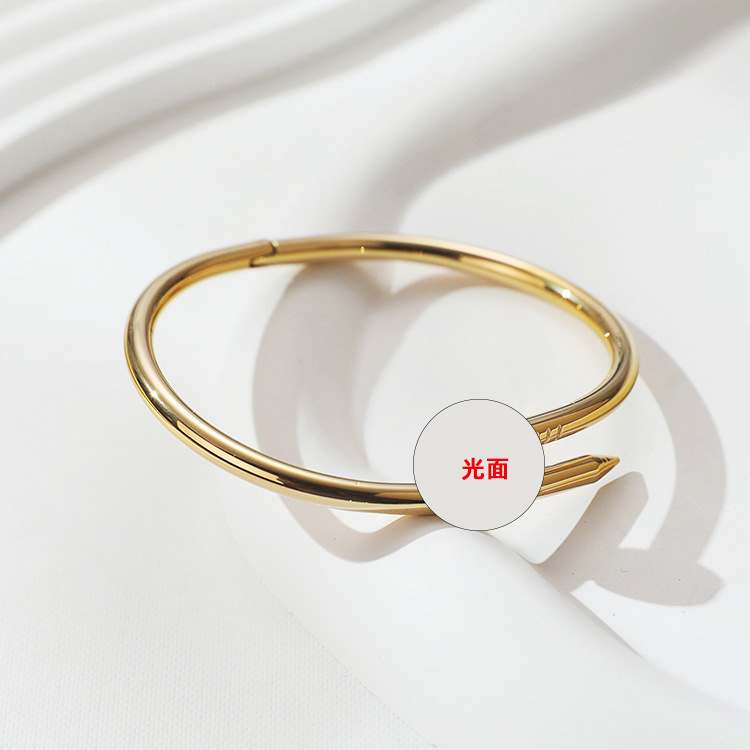 Glossy golden bracelet, pink gold
