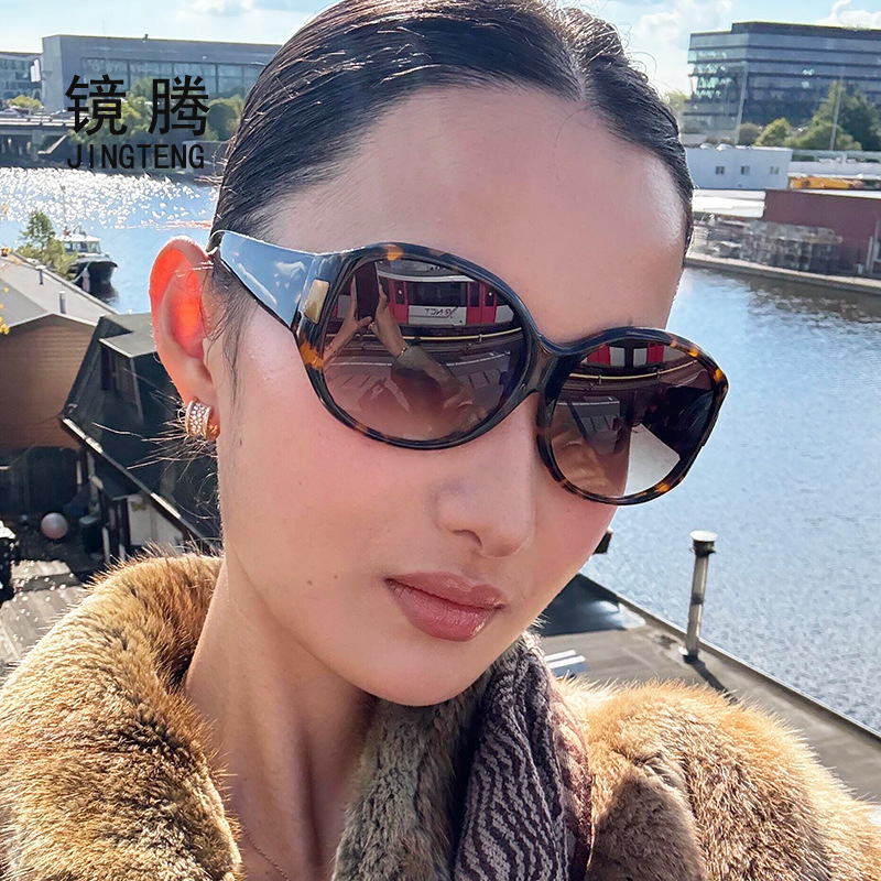 17003 Large Round Frame Tortoiseshell Sunglasses for Women, High-End, Anti-Uv, Slimming, Fashionable Sunglasses, Anti-Uv 17003 Large Round Frame Tortoiseshell Sunglasses for Women, High-End, Anti-Uv, Slimming, Fashionable Sunglasses, Anti-Uv