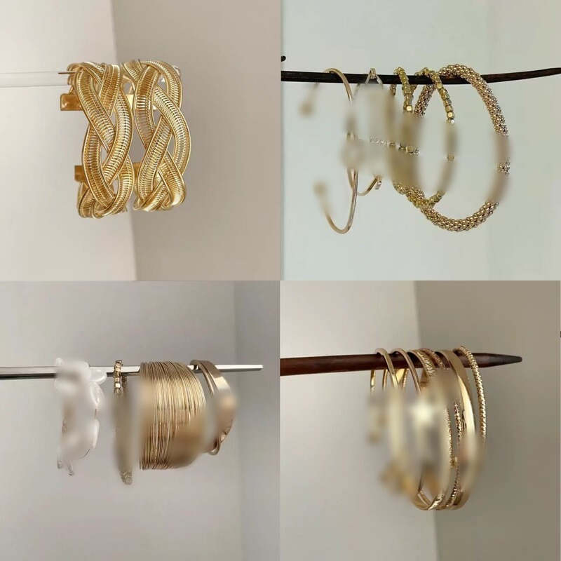European and American retro exaggerated gold bracelet set with geometric diamond and pearl multi-layered design, unique style European and American retro exaggerated gold bracelet set with geometric diamond and pearl multi-layered design, unique style