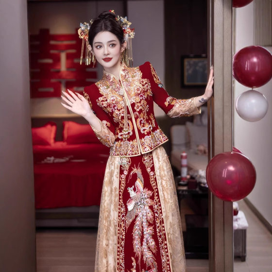 Xiuhe Wedding Dress 2025 New High-class Bride Wedding Toast Dress Chinese Wedding Dress Velvet Show Kimono Wholesale