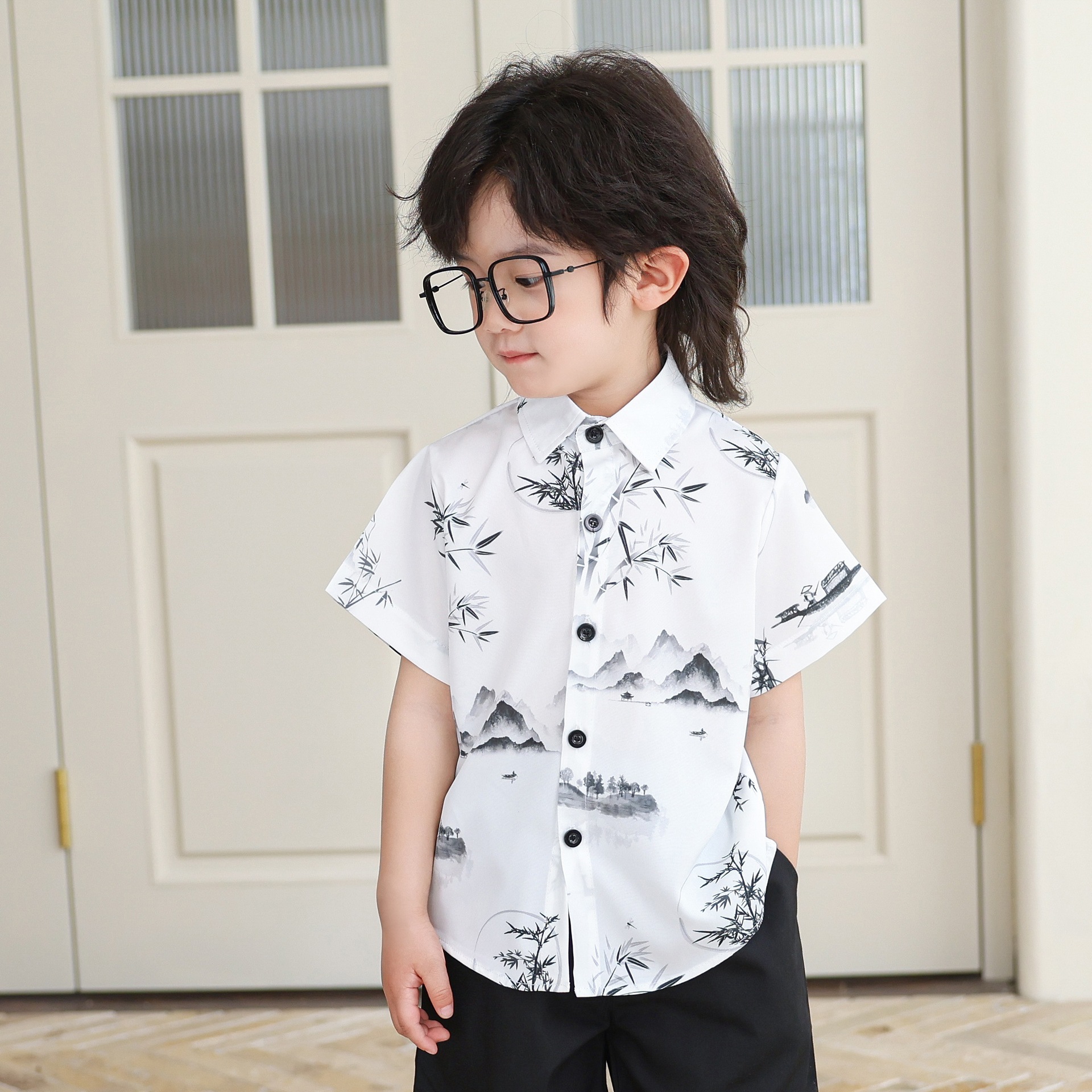 잉크 풍경 짧은 소매