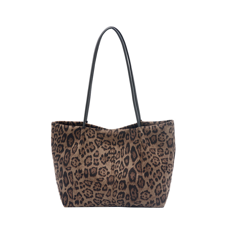 Leopardo mochila para mujeres 2026 nuevo paquete de hombro de transporte de gran capacidad, bolso de moda versátil, bolso de brazo retro