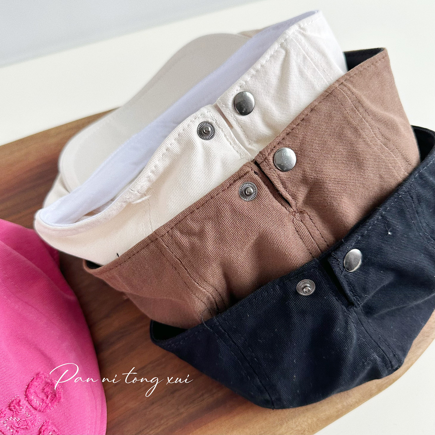 Unisex Parent-child letter Beret hat woman literary vintage Spring and winter wash forward hat solid color painter hat_voghion.com