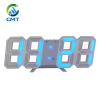 Модель с пультом дистанционного управления с белой рамкой и синими символами.