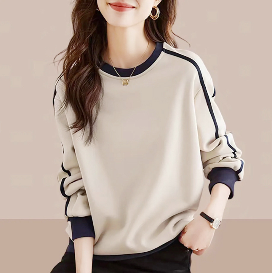 Off-white (solid color)