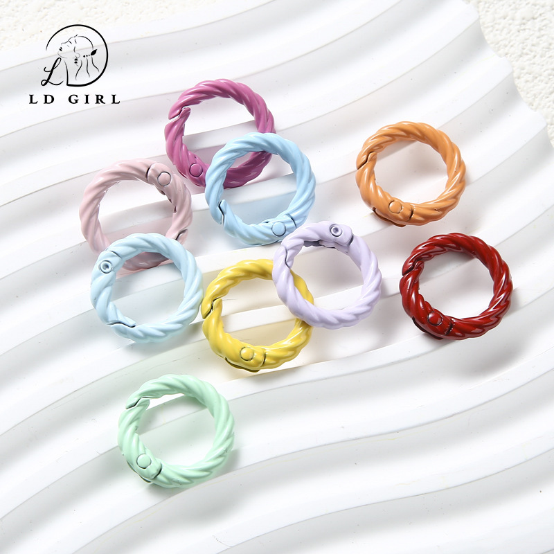 Candy Color Hanging Spray Twist Spring Buckle DIY Keychain Mobile Phone Chain Spring Ring Doll Bag Pendant Buckle Accessories Candy Color Hanging Spray Twist Spring Buckle DIY Keychain Mobile Phone Chain Spring Ring Doll Bag Pendant Buckle Accessories