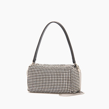 ����Ů2024�ļ��¿�ˮ荰��M��ʯ����������朗lС��Ҹ�°�