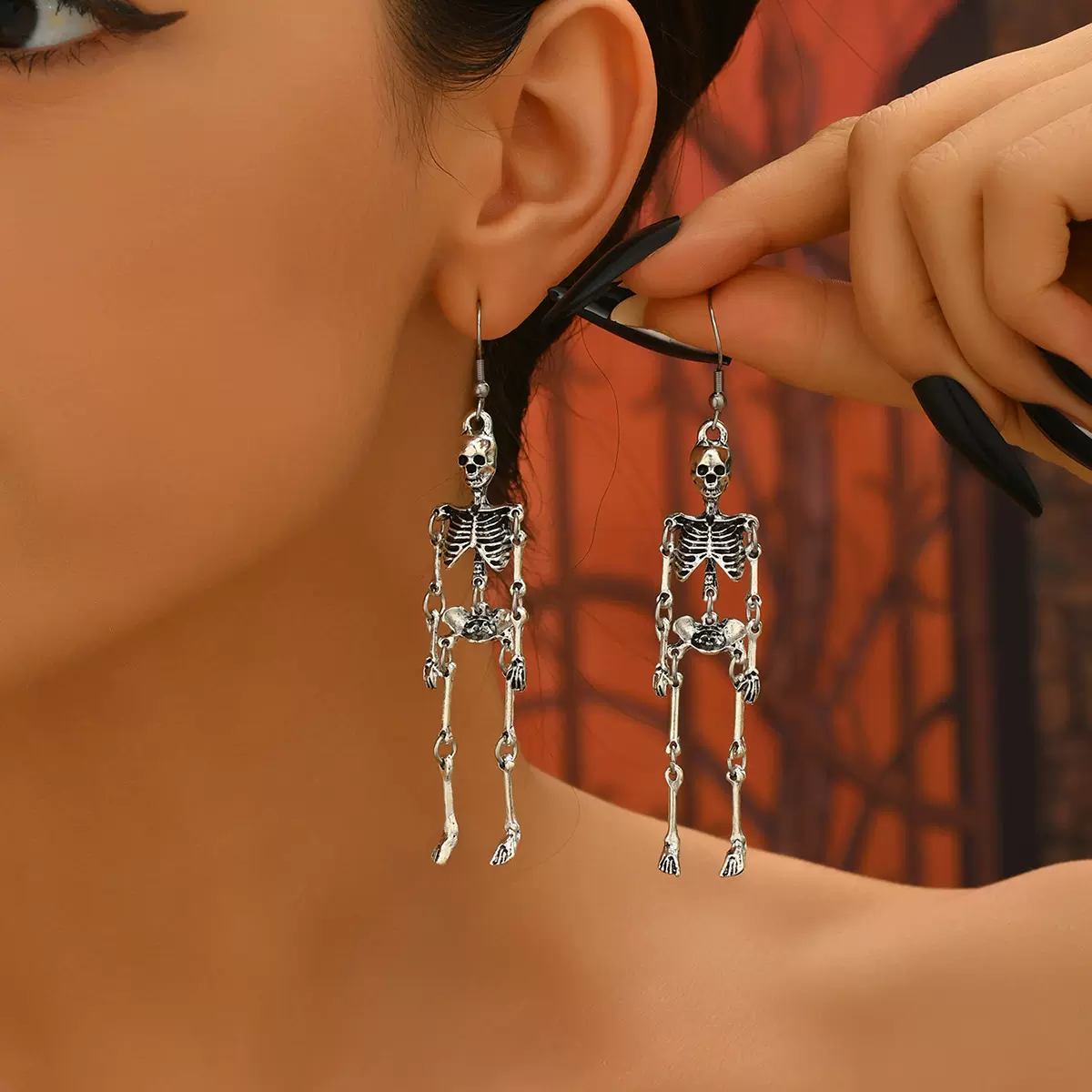 源头工厂批发欧美跨境爆款个性夸张复古合金骷髅人耳坠万圣节耳环