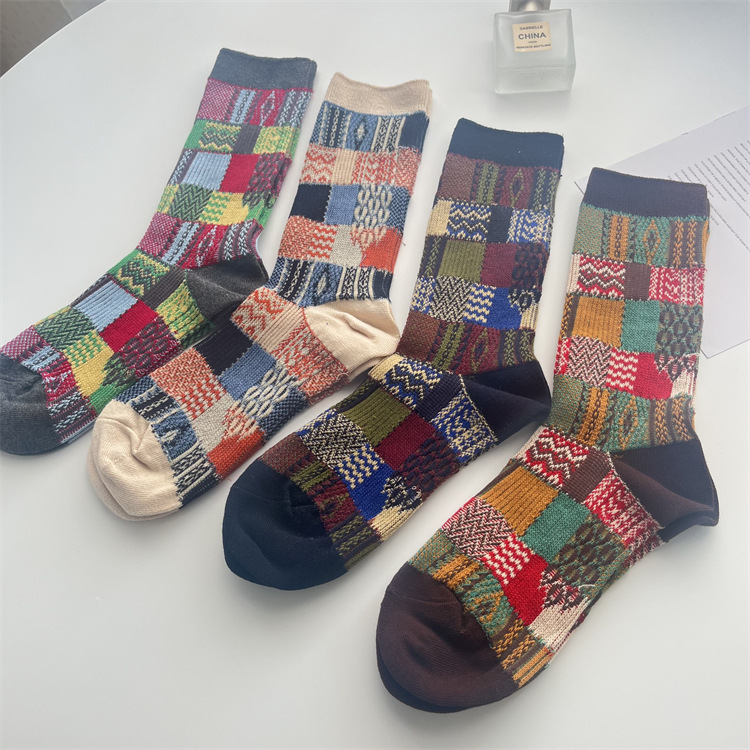 Unisexe Style Japonais Bloc De Couleur Coton Crew Socks Une Paire display picture 6