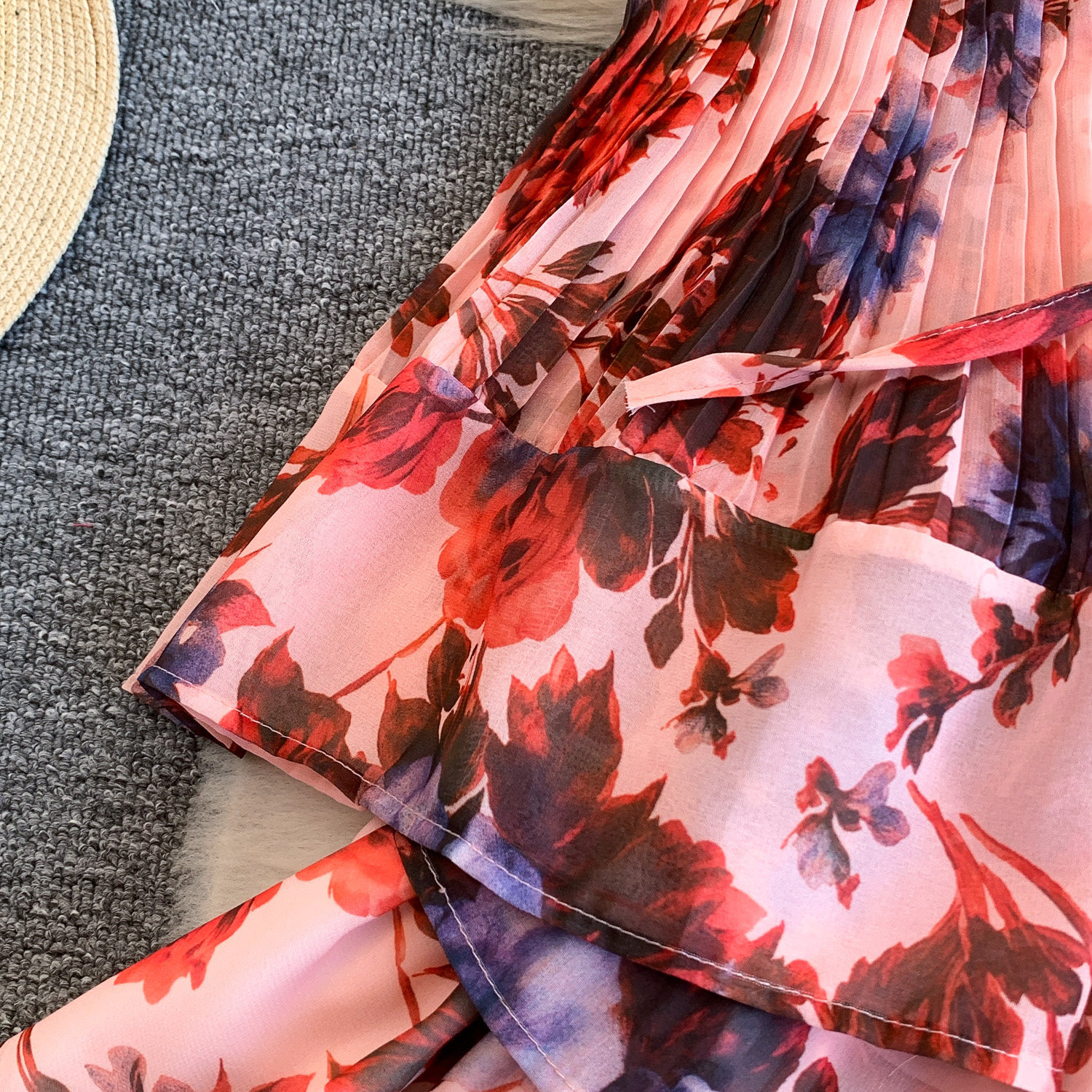 Floral Print Sweetheart Dress for Women with Bow Tie round Neck Flutter Sleeves Waist Tie Ruffled Hem Versatile Design_ecoleips.com