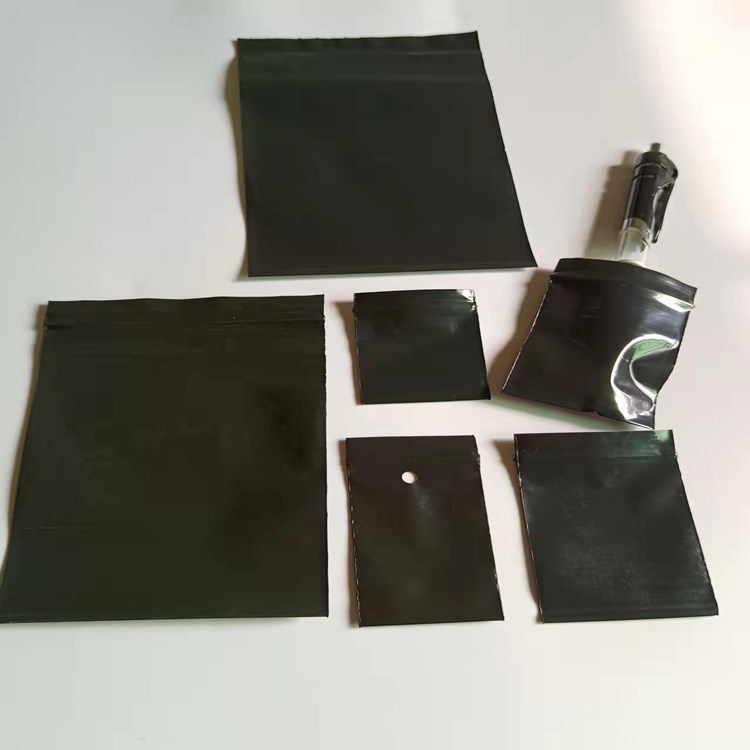 供应各种大小规格黑色封口袋 密实袋透明包装袋塑料袋 印刷可订