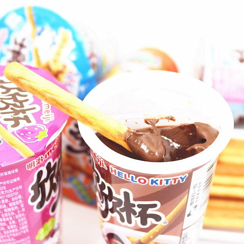 Meiji/明治欣欣杯手指饼干条巧克力牛奶草莓味蘸酱儿童 休闲零食