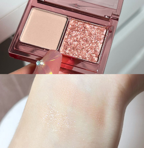 Pinkyfocus Vitality Girl Sombra de ojos de color bicolor nacarado gris mate rosa sosteniendo maquillaje para colorear paleta de sombras de ojos para mujer