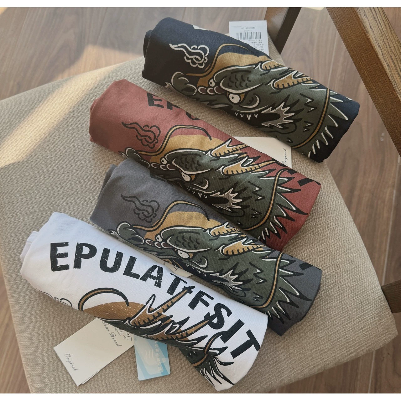 Большая удача в год Дракона! Большая удача! Личность ретро! Американский классический принт! Мужская модная футболка с короткими рукавами Trendy Z