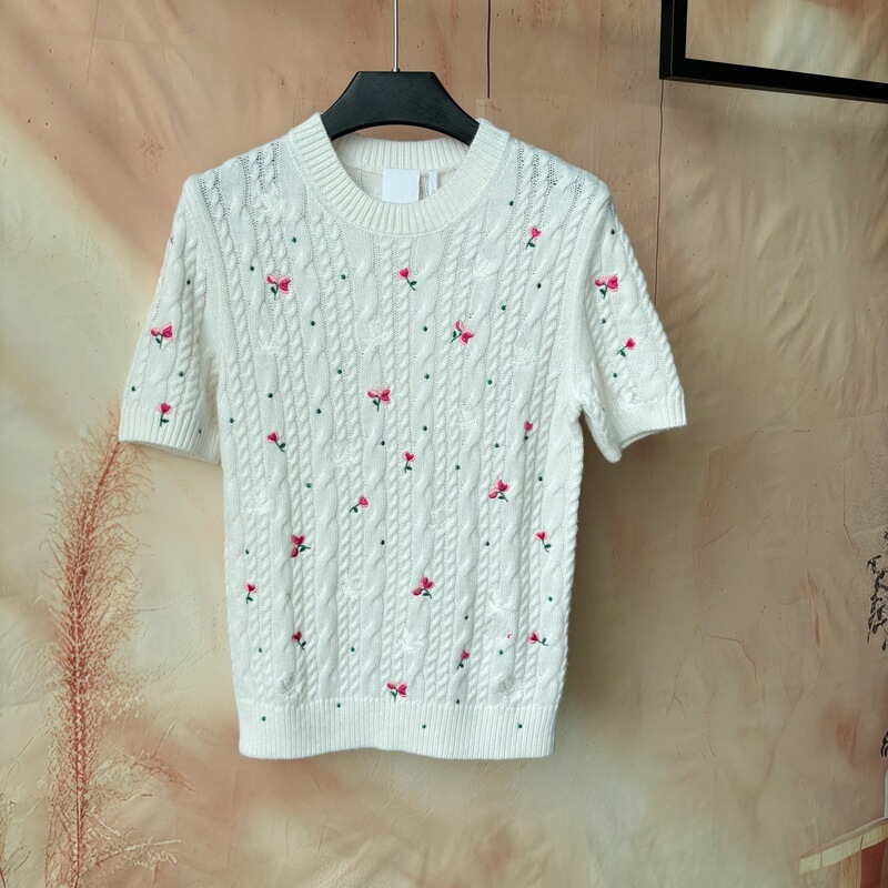 Nanyou Haute Couture D Brand 26 Spring White Dove Rose Embroidery Twisted Texture Short Sleeve Round Neck Elegant Knit Top for Women Nanyou Haute Couture D Brand 26 Spring White Dove Rose Embroidery Twisted Texture Short Sleeve Round Neck Elegant Knit Top for Women
