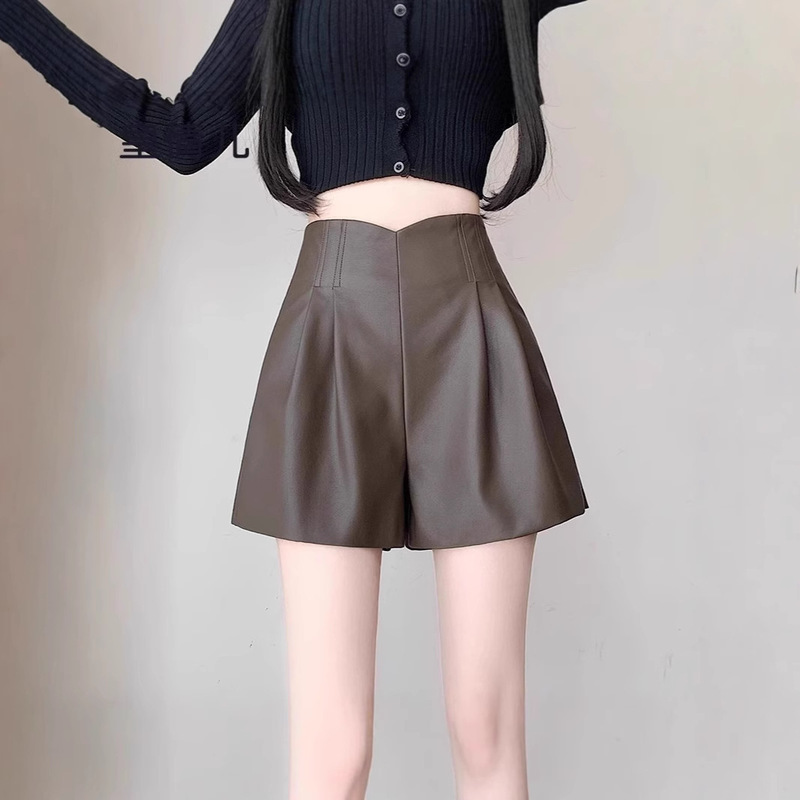 Brown Pu Leather Shorts for Women 2025 New Autumn and Winter Loose Wide-Leg Petite High-Waisted Outerwear Popular Base Boot Shorts