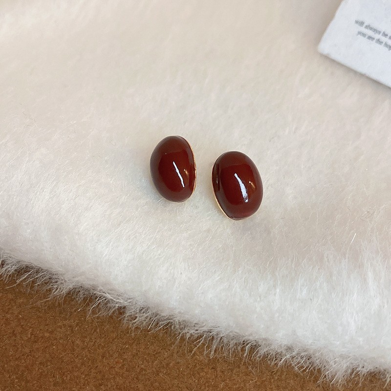 Genuino oro electrochapado aguja de Plata Perla pendientes redondos nicho elegante todo-fósforo pendientes Luz de lujo de alto grado pendientes retro para las mujeres