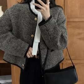 小众法式复古小香风外套女秋装2026新款条纹短款夹克开衫上衣