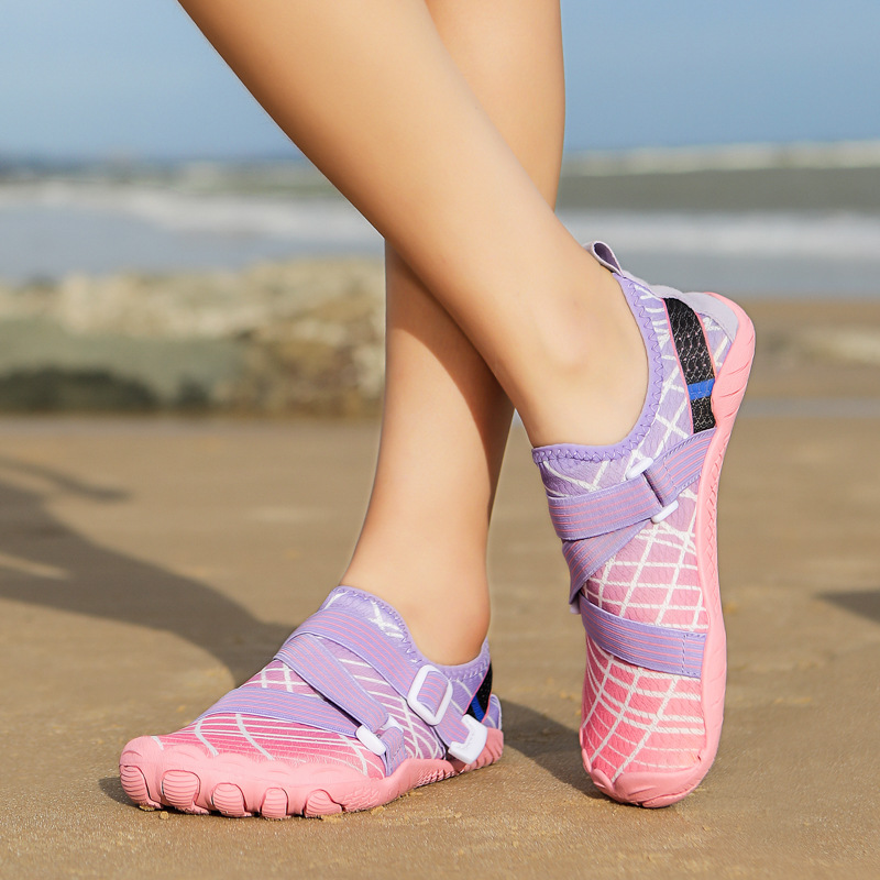 Nuevos zapatos de retroceso al aire libre, zapatos de playa transpirables, zapatos de natación de snorkel antideslizante, zapatos de montaña para hombres y mujeres