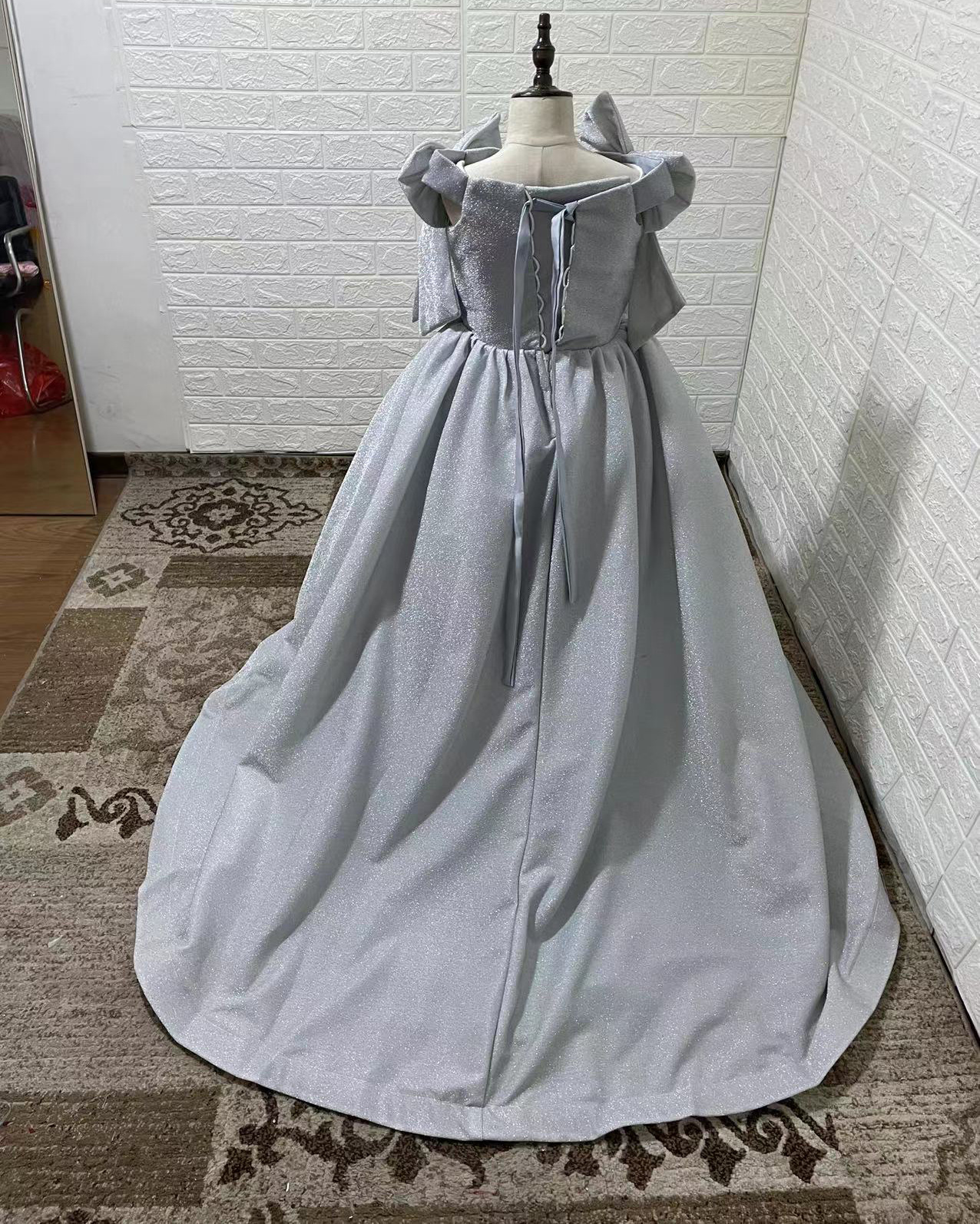 Abito elegante dorato per bambina vestito da cerimonia_voghion.com