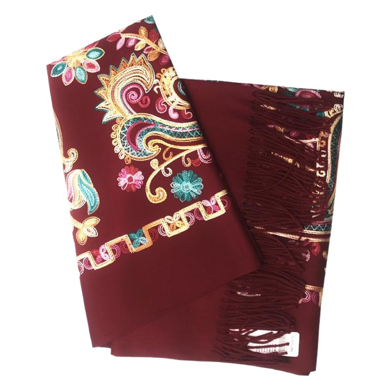 Autumn and Winter Ethnic Style Embroidered Cashmere Long Shawl for Travel and Photography, Medium-Thick, Warm, Multifunctional Scarf for Women, Dual-Use