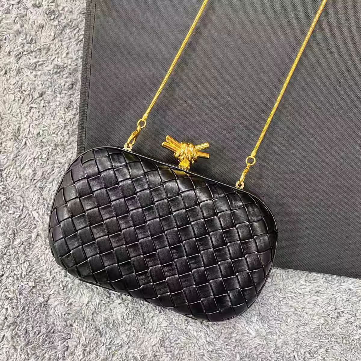 2026 New Women's Woven Clutch Bag, Versatile Fashion Party Handbag, Single Shoulder Evening Bag With Chain Strap
