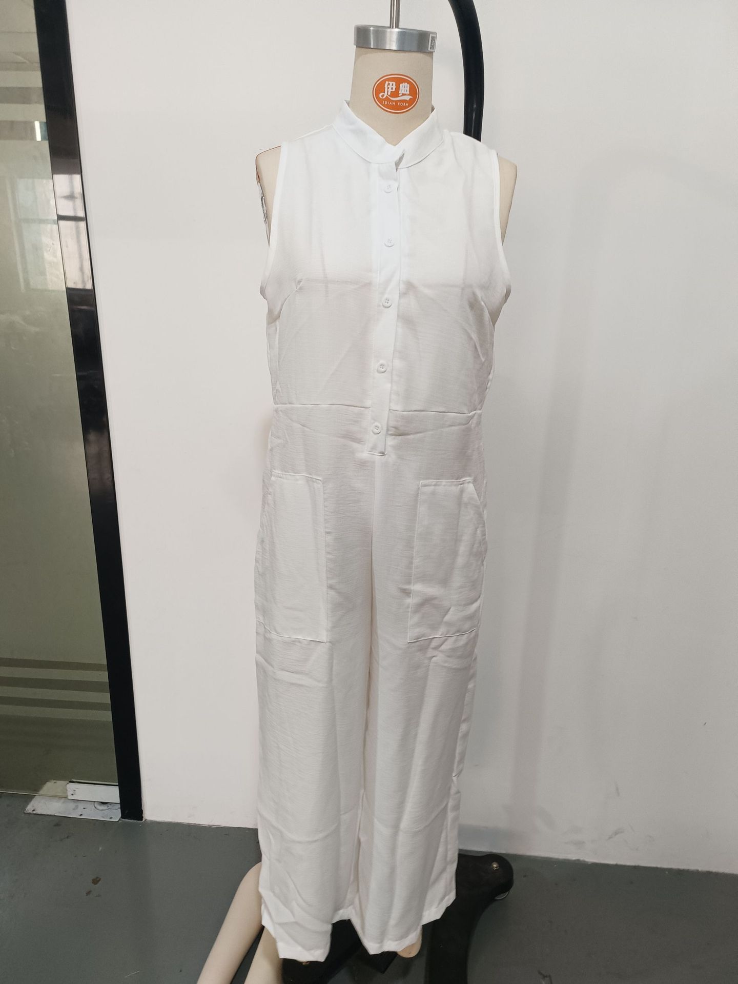 Women's Casual Sleeveless Stand Collar Jumpsuit With Pockets_voghion.com