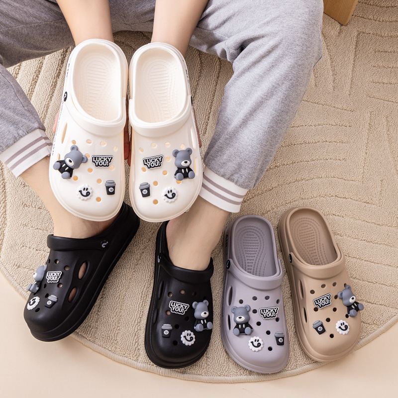 EVA Thick-soled Hole Shoes 2024 New Couple Summer Wear Dung-feeling Increased Beach Non-slip Baotou Half Slippers