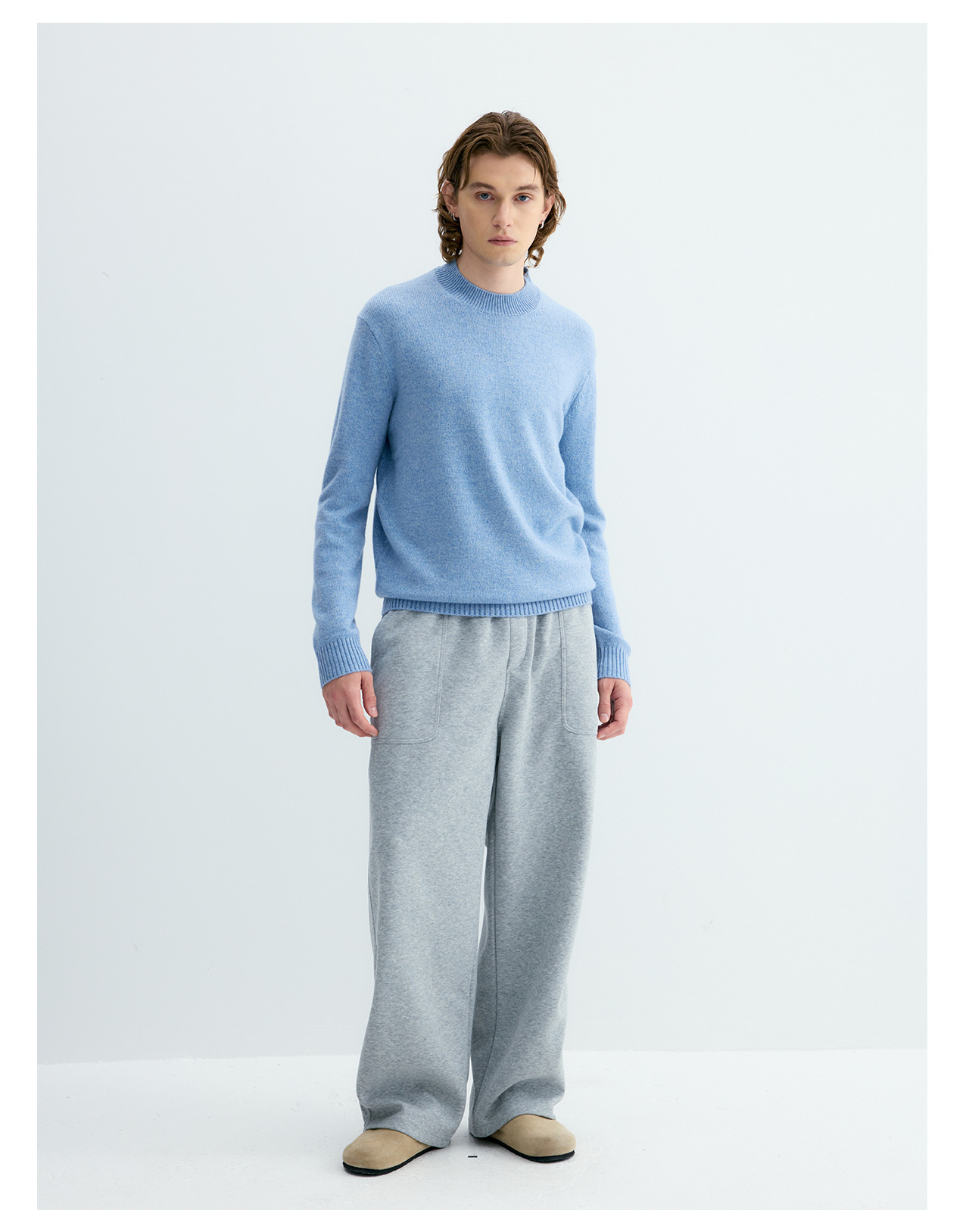 UNF 430g Snowflake Crewneck Wool Sweater