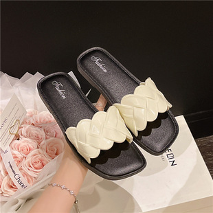 �羳����һ�֛���ЬŮ�ļ��¿�ܛ�׷���ƽ����Ь���Q���lһ�����l